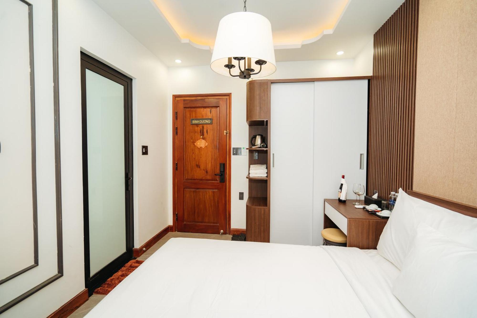 Sala Hotel Hue Exterior foto